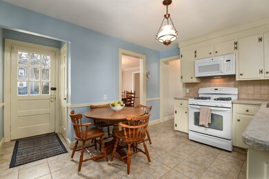 93 Hawthorn Ave, Needham, MA 02492 - photo 3