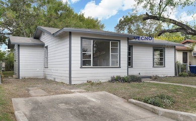 435 W Bedford Ave, San Antonio, TX 78226 - photo 2