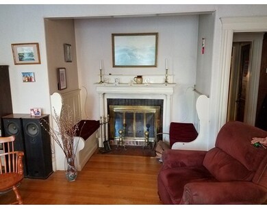 30 Myrtle St, Saugus, MA 01906 - photo 3