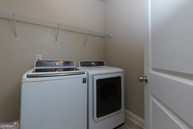 8-569Mirrormont.jpg