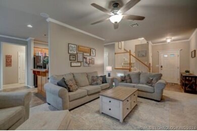 Split floor plan