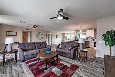 9529 W Appaloosa Dr, Sun City, AZ 85373 - photo 7