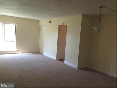 5756 Village Green Dr unit C, Alexandria, VA 22309 - photo 7