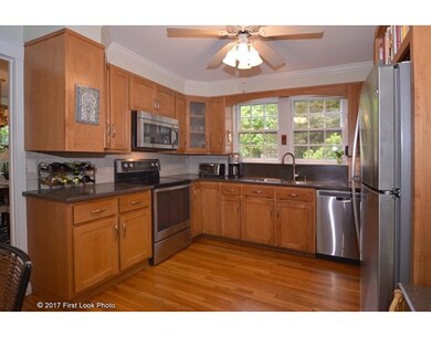 36 Payson St, Attleboro, MA 02703 - photo 7