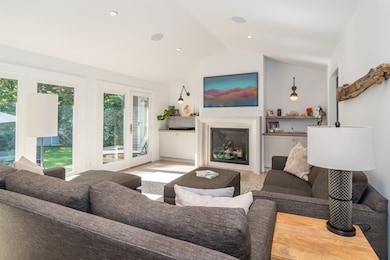 92 Sagamore Rd, Wellesley Hills, MA 02481 - photo 7