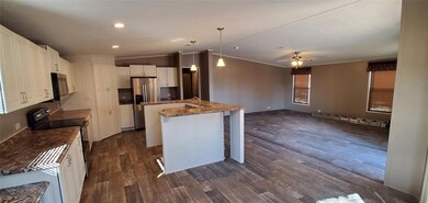 231 Sondra Lin Blvd, Decatur, TX 76234 - photo 2