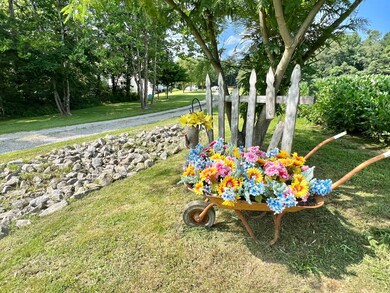 2231 E Peacock Rd, Deputy, IN 47230 - photo 5