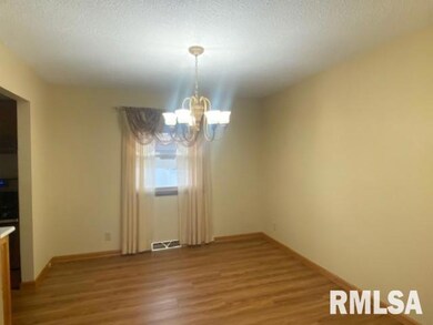 5015 Western Ave, Davenport, IA 52806 - photo 3