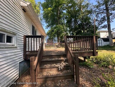 4 Merrick Rd, Poughkeepsie, NY 12603 - photo 2