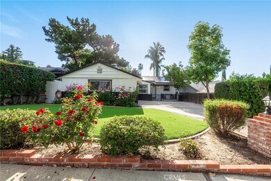 4717 Don Pio Dr, Woodland Hills, CA 91364 - photo 2