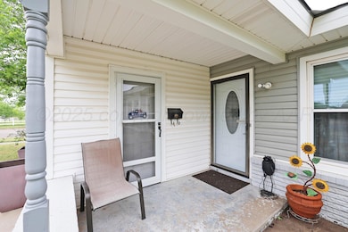 4-Front Porch