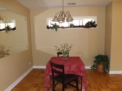 unlisted-address, Westchester, IL 60154 - photo 6