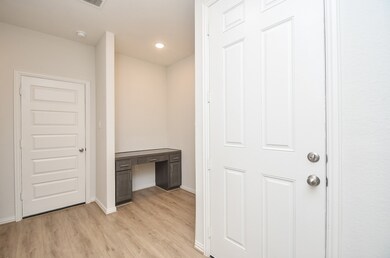 27823 Western Creek Ct, Katy, TX 77494 - photo 6