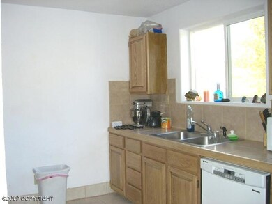 5830 E Columbus Way unit 3, Wasilla, AK 99654 - photo 4