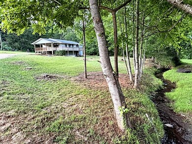 91 Sunny Ln, Franklin, NC 28734 - photo 2