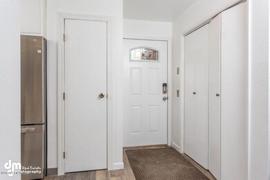 Entryway 5440-SMALL