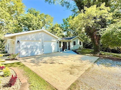 7404 Brown St, Moro, IL 62067 - photo 2