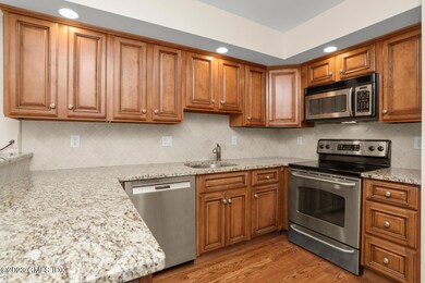 500 River Rd unit 5, Cos Cob, CT 06807 - photo 7