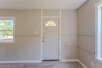 639 S Mckinley Ave, Hamilton, OH 45013 - photo 6