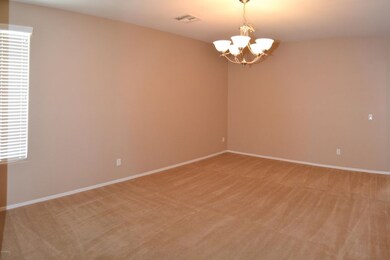 04 Dining Room