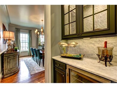 Bar Area between Kitchen and Dining Room
