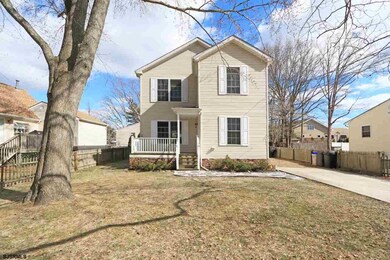 909 Pennsylvania Ave, Somers Point, NJ 08244 - photo 2