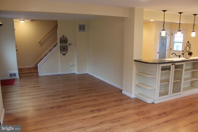 6906 Radcliffe Dr, Alexandria, VA 22307 - photo 7