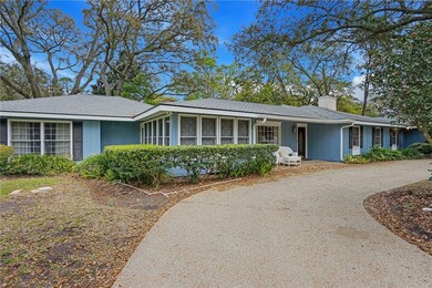 221 Leake St, Saint Simons Island, GA 31522 - photo 2