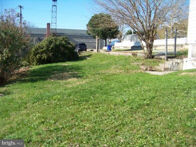 9 N Virginia Ave, Brunswick, MD 21716 - photo 5