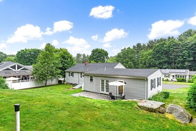 16 Pine Grove Cir, Uxbridge, MA 01569 - photo 7