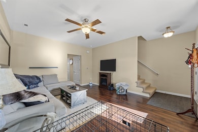 877 Walker Cir, Iowa City, IA 52245 - photo 6