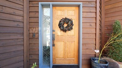 1711 NW Crescent Dr, Grants Pass, OR 97526 - photo 3