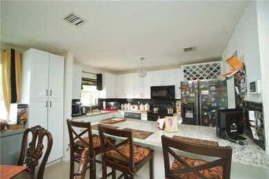 716 SW 10th St, Dania, FL 33004 - photo 4