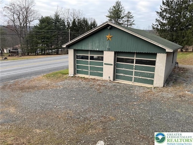 1032 Clamtown Rd, Tamaqua, PA 18252 - photo 4