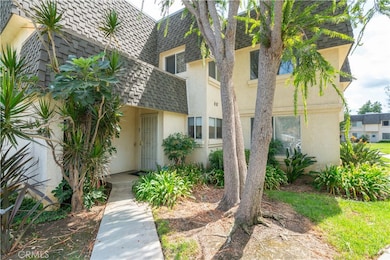 19036 Kittridge St unit 1, Reseda, CA 91335 - photo 3