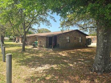 Back of Duplexes - Lot818