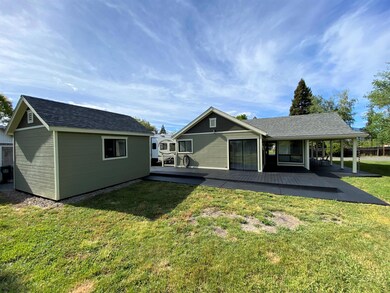 1352 Shady Ln, Grants Pass, OR 97527 - photo 4
