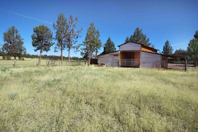 62497 Stenkamp Rd, Bend, OR 97701 - photo 5