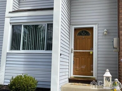 8 Lincoln Ln unit E, Dayton, NJ 08810 - photo 2