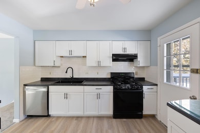 3705 Colonial Dr, Valparaiso, IN 46383 - photo 6