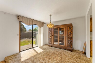 1st Dining Area