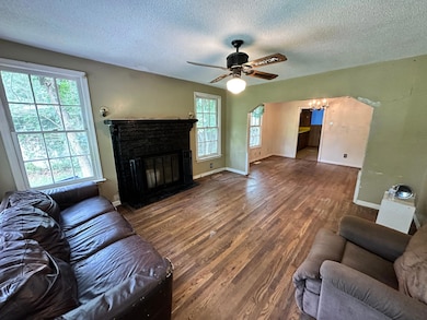 1640 Dogwood