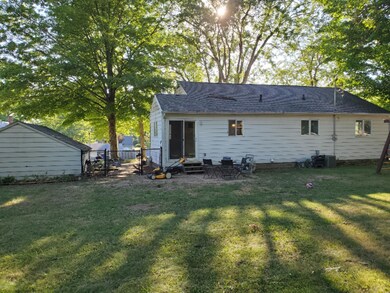 315 N Jackson St SE, Lowell, MI 49331 - photo 4