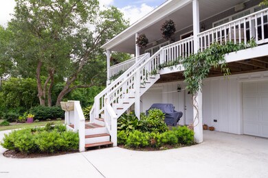 401 Jarrett Bay Dr. Carolina Beach Real