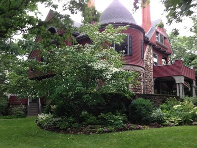 287 Chestnut St, West Newton, MA 02465 - photo 3