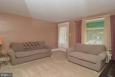 324 W Elm St, Reading, PA 19607 - photo 6