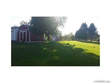Outbuilding Views of the 2 extra storage areas and