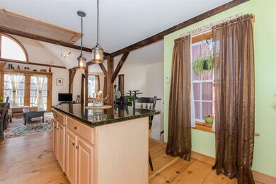 87 Charles St unit 4, Rochester, NH 03867 - photo 5