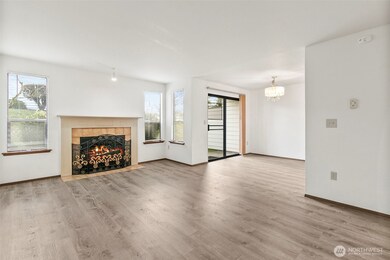 24914 109th Place SE unit 34C, Kent, WA 98030 - photo 5