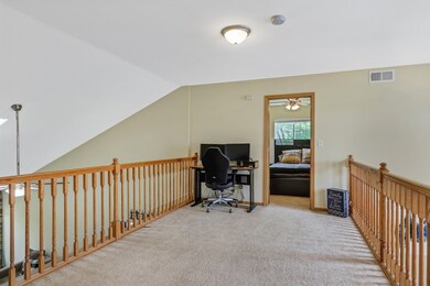 926 Crestville Ct, Gurnee, IL 60031 - photo 5